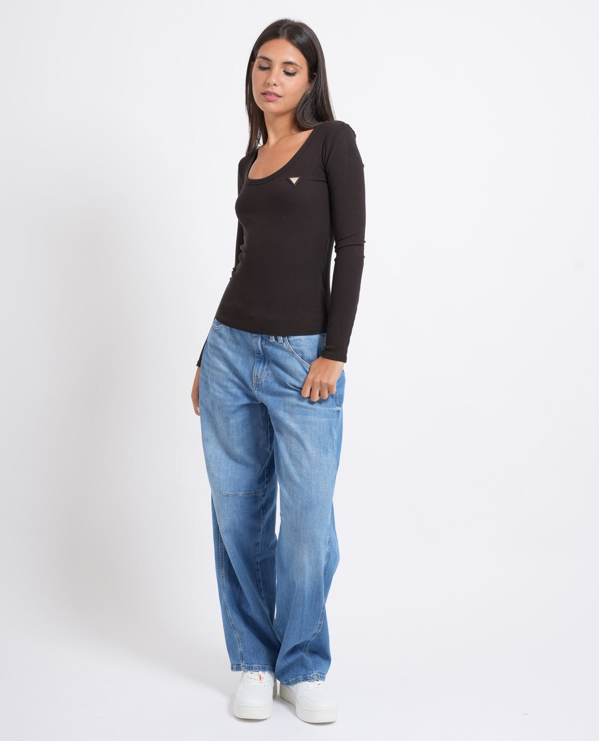 Maglia donna Guess collo ampio 