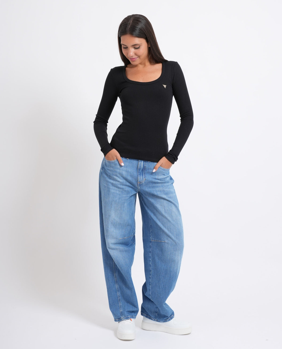 Maglia donna Guess collo ampio 
