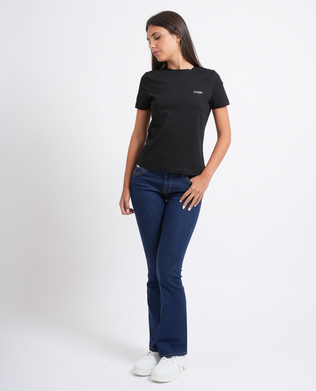T-shirt donna Guess basic girocollo 