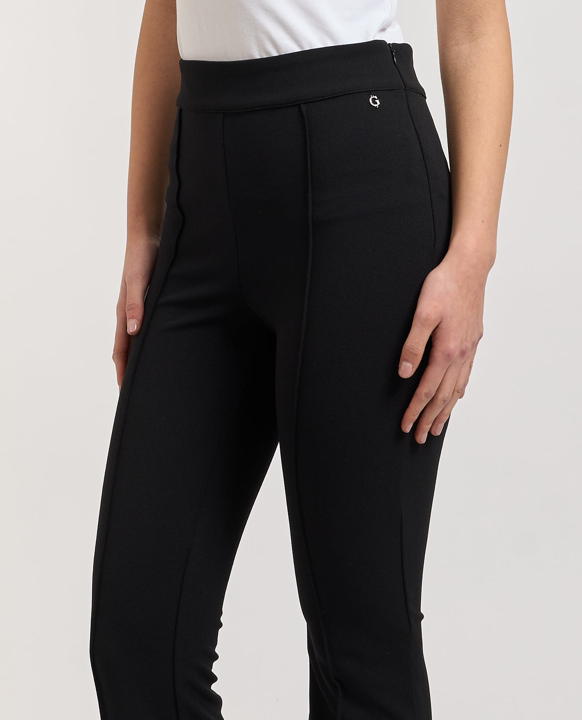 Pantalone svasato New Evelina per donna di Guess 