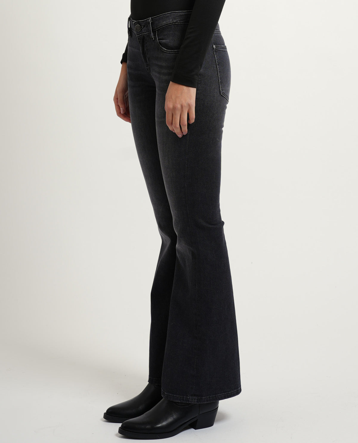 Jeans donna a vita bassa Guess 
