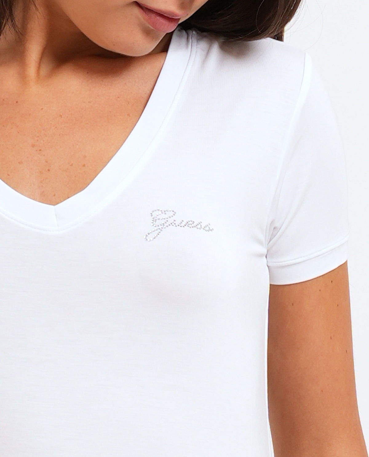 T-shirt donna Guess con logo di strass 