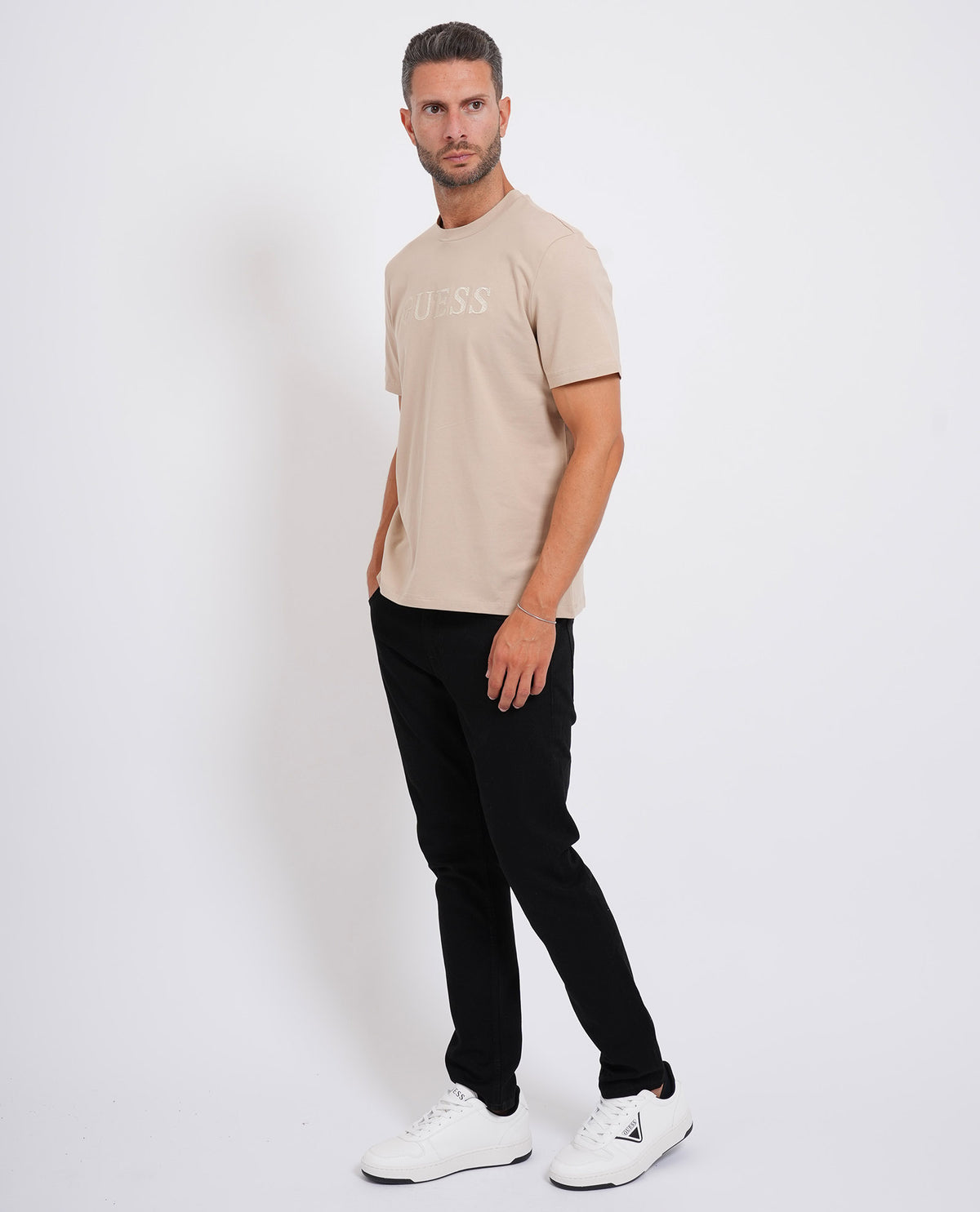 T-shirt uomo Guess con logo 