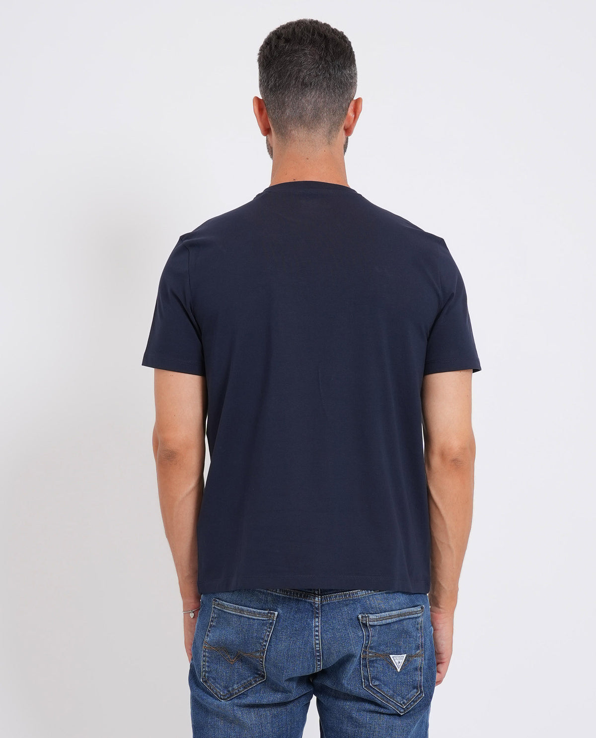 T-shirt uomo Guess con collo rotondo 