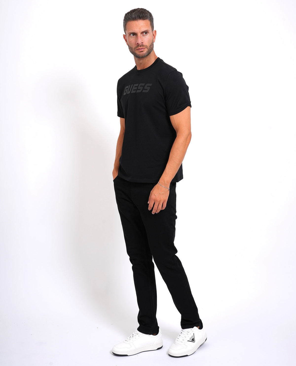 T-shirt uomo Guess con collo rotondo 