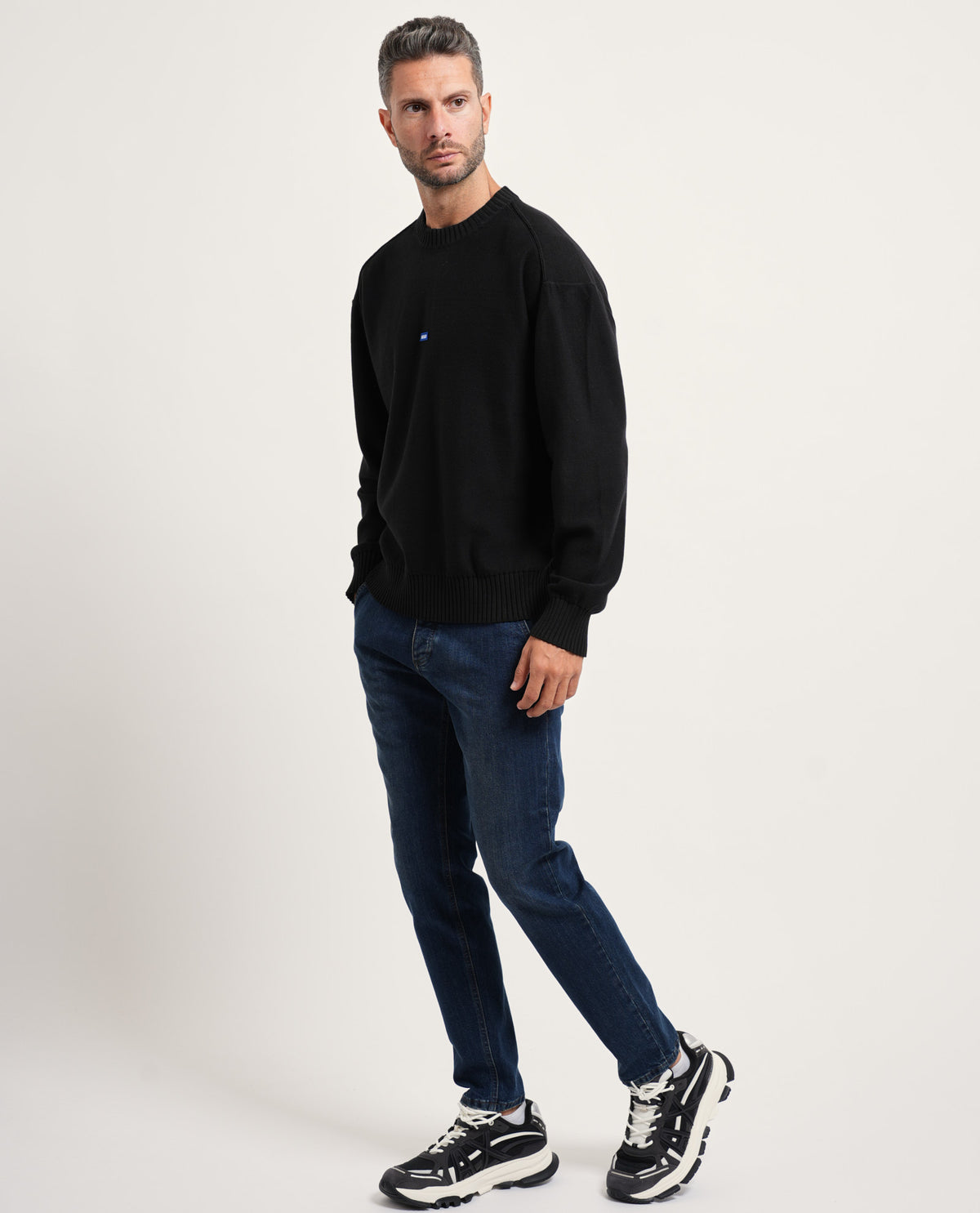 Maglione uomo Hugo girocollo con etichetta logo 