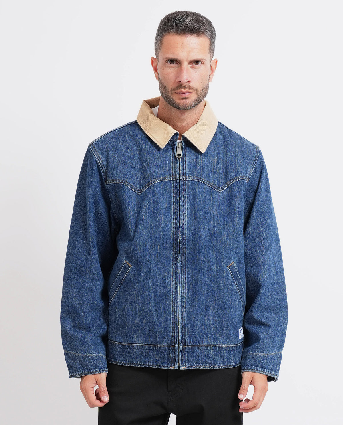 Giubbotto uomo Hugo in denim con tasche 