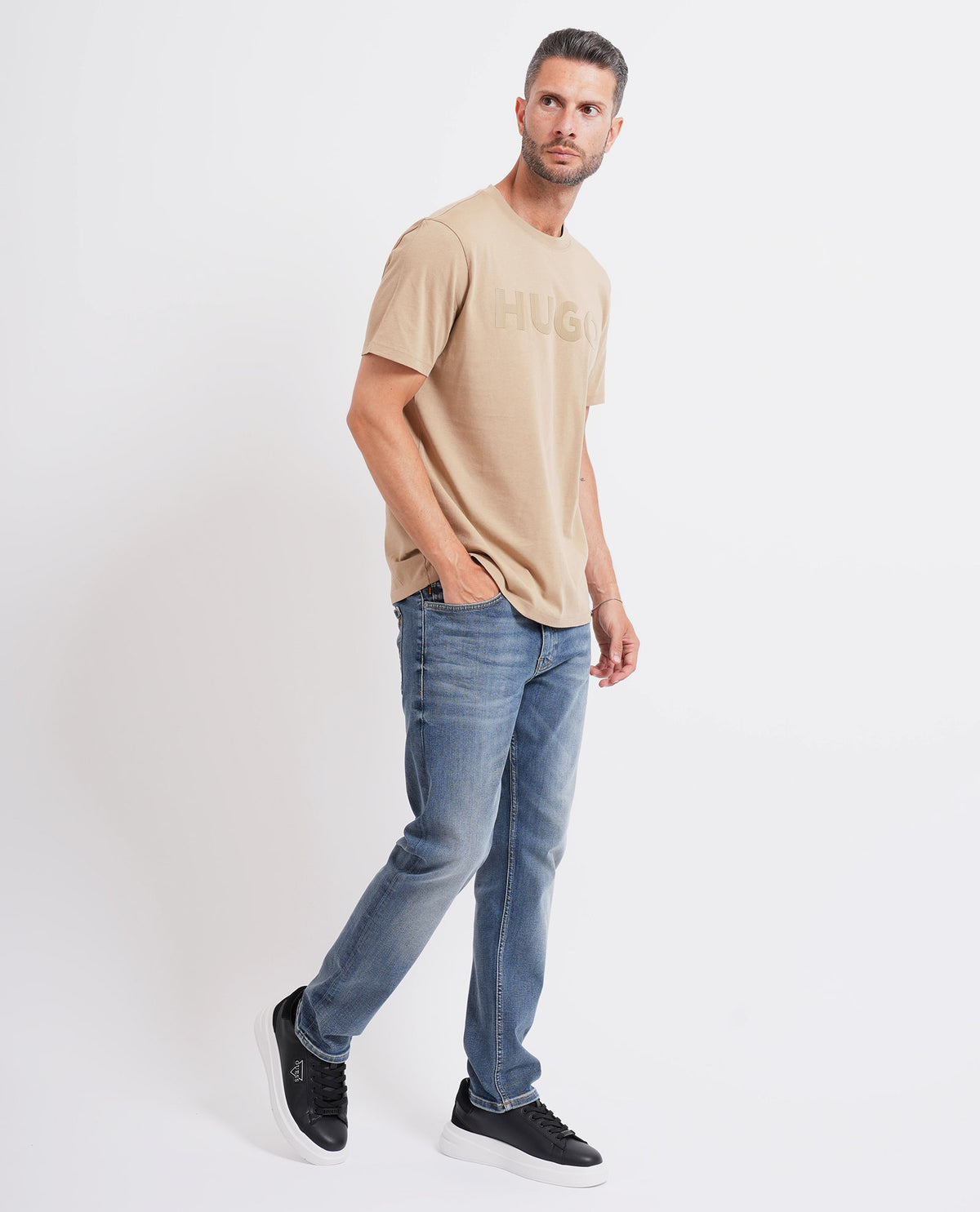 T-shirt con logo in rilievo Hugo uomo 