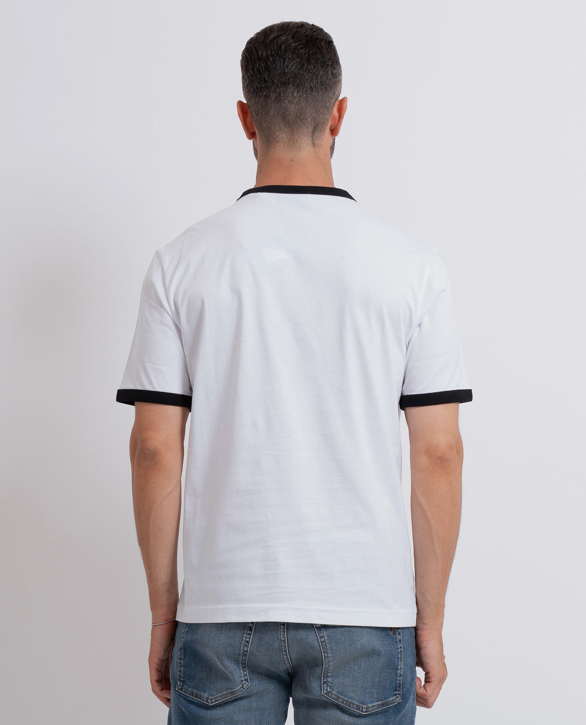 T-shirt uomo Hugo con orli a contrasto 