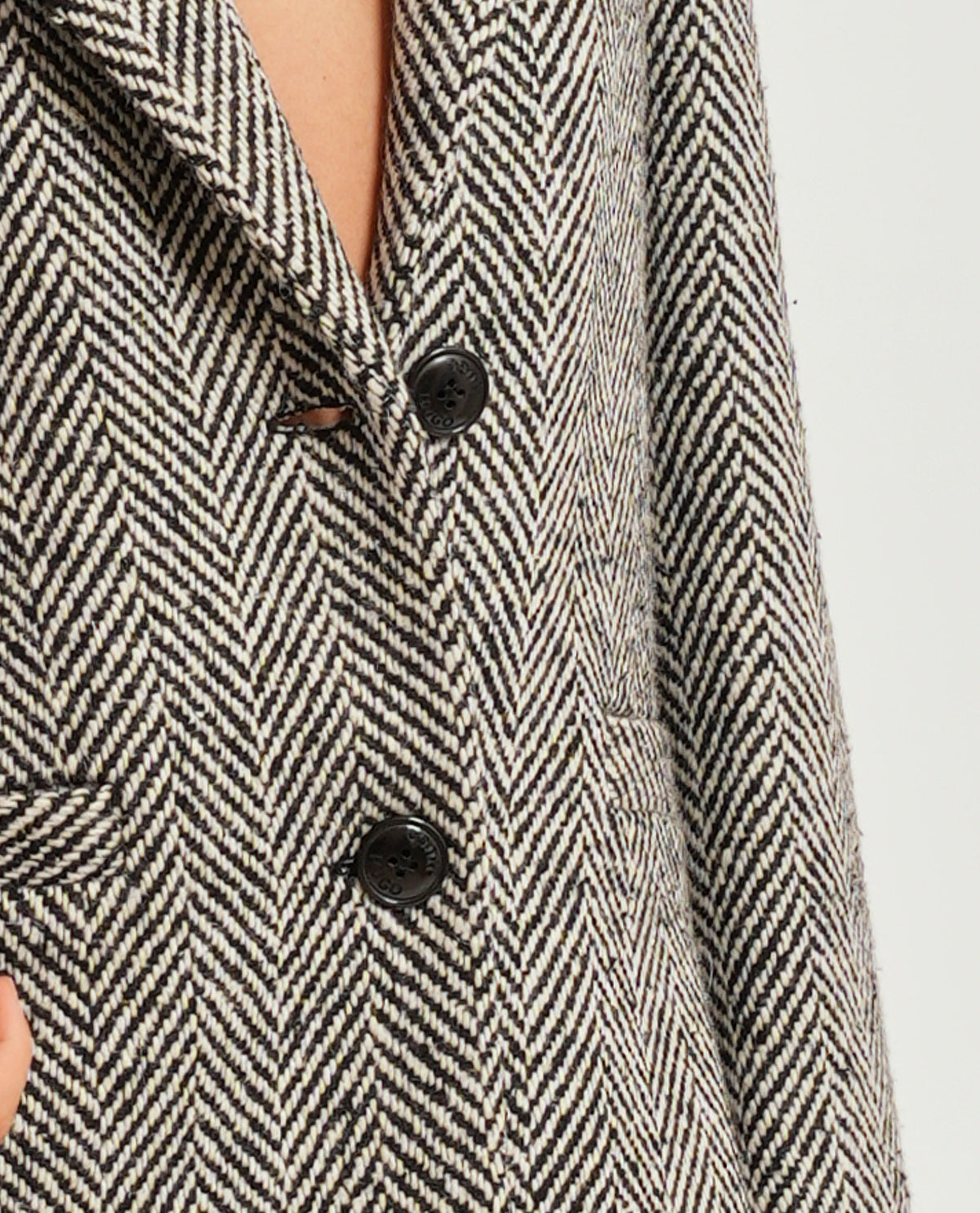 Cappotto donna di Hugo a spina di pesce 