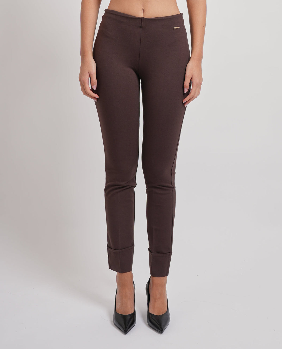 Pantaloni donna MDM slim fit con risvolto 