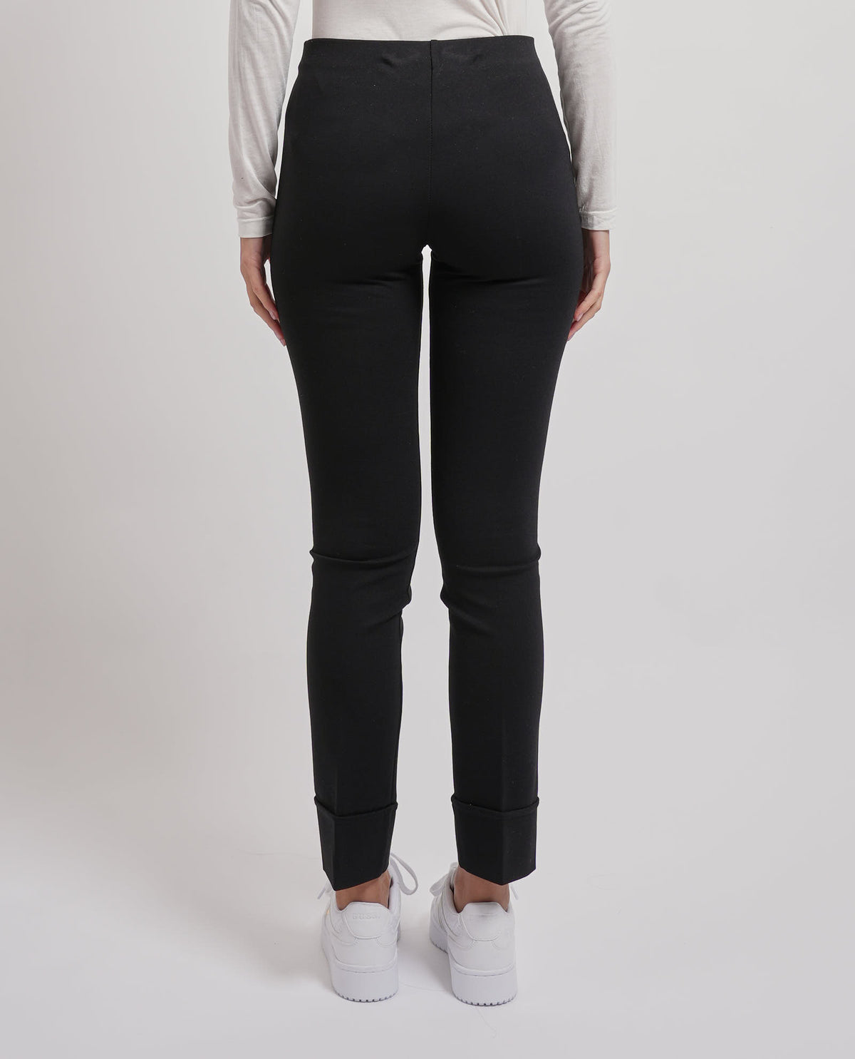 Pantaloni donna MDM slim fit con risvolto 