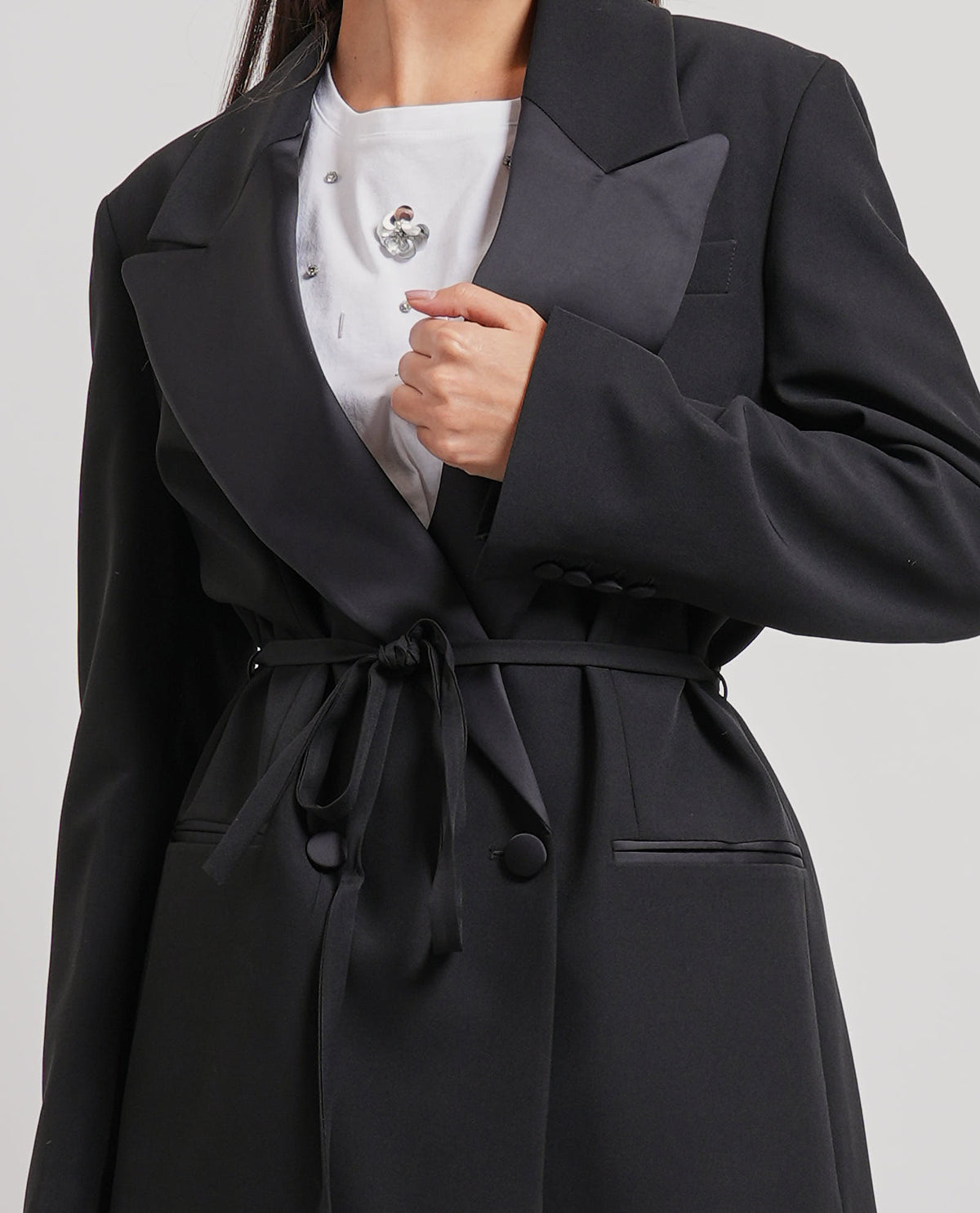 Blazer Smoking Manila Grace con Revers in Raso 