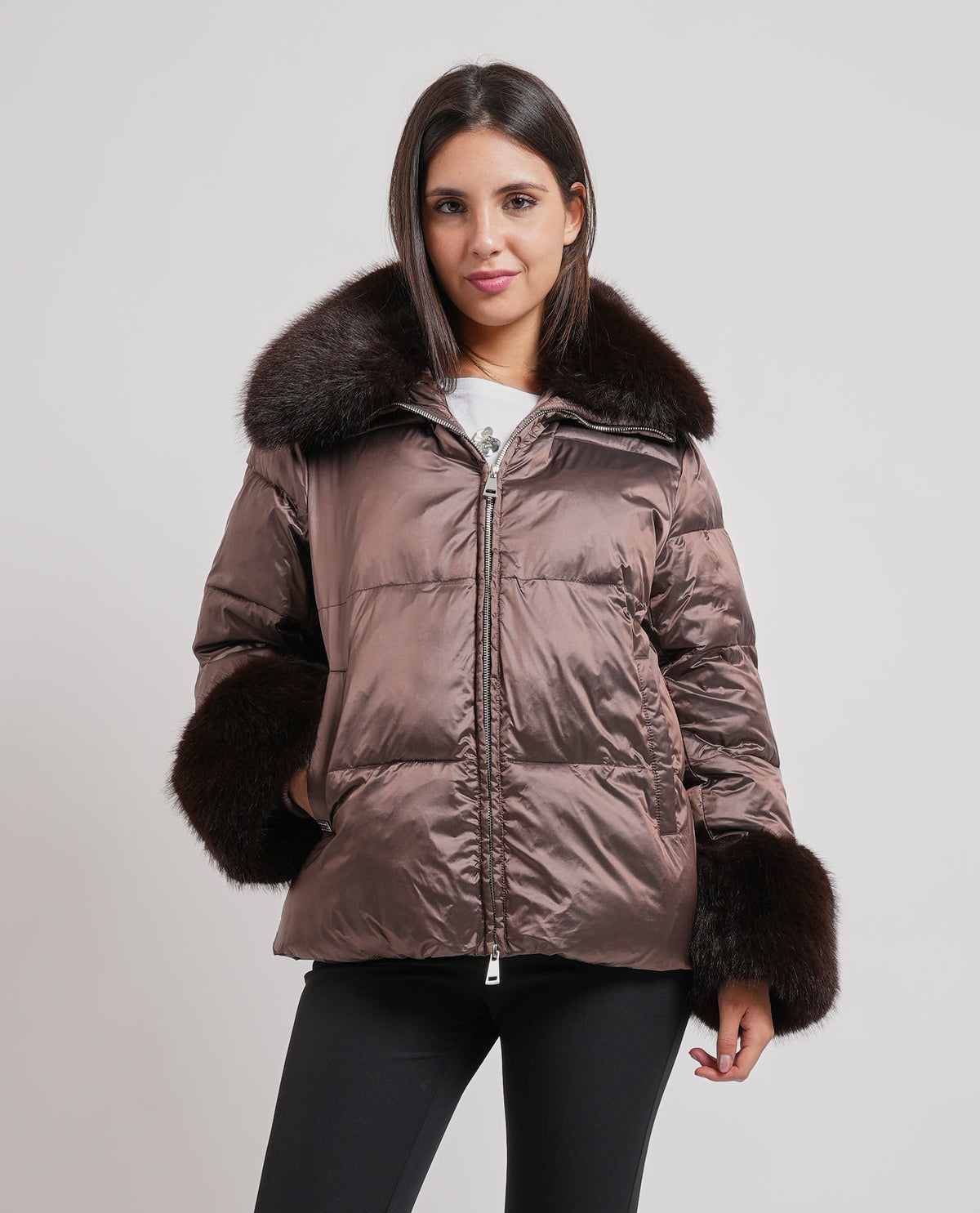 Piumino Corto Satin Manila Grace con Ecopelliccia 