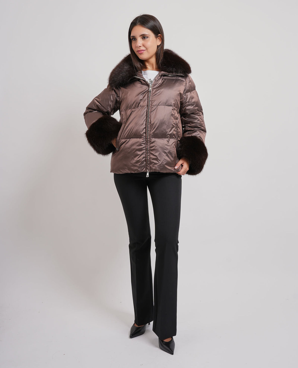 Piumino Corto Satin Manila Grace con Ecopelliccia 
