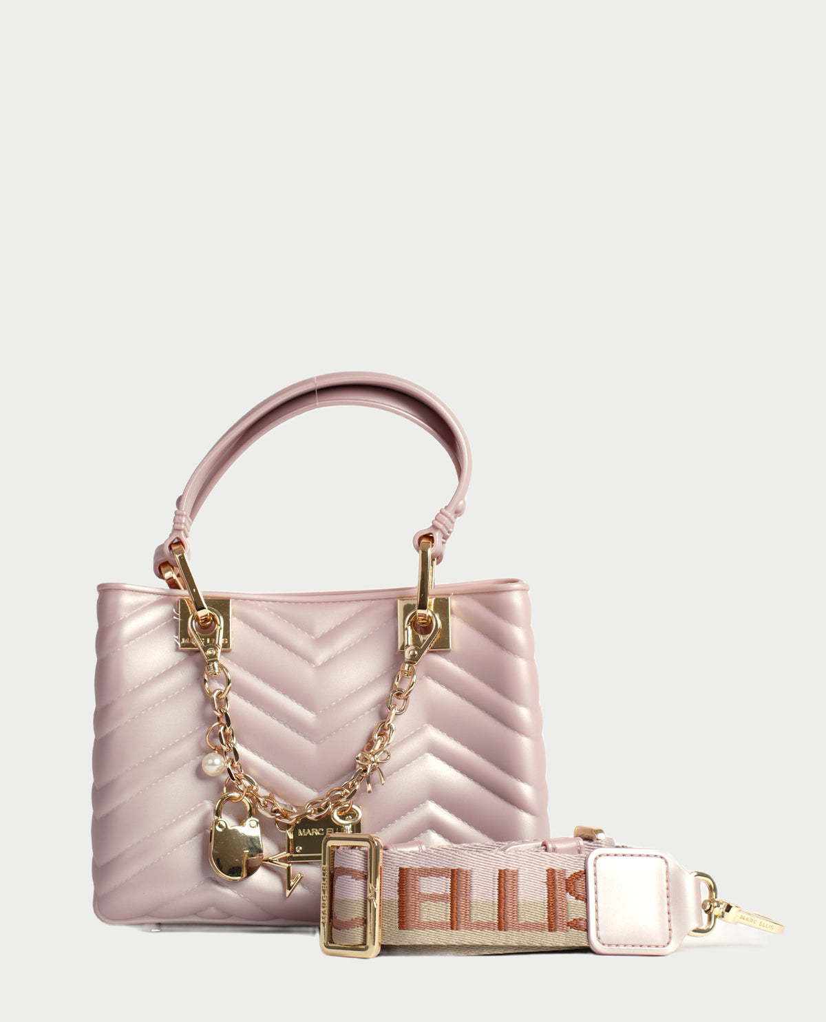 Borsa Marc Ellis con lavorazione matelassé e charm dorati 