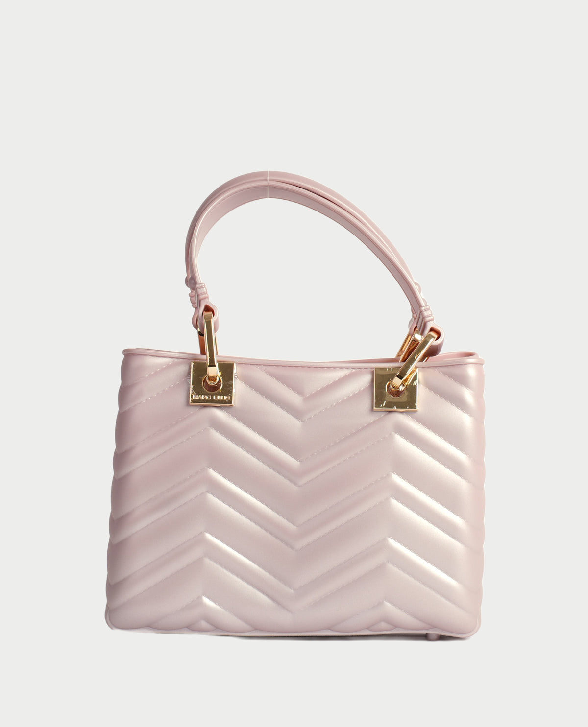 Borsa Marc Ellis con lavorazione matelassé e charm dorati 