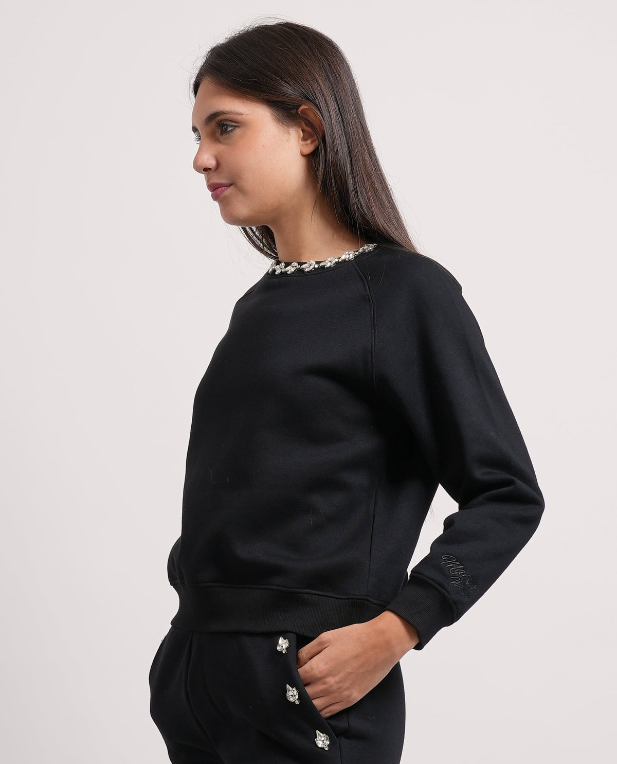 Felpa girocollo Markup donna con collana 