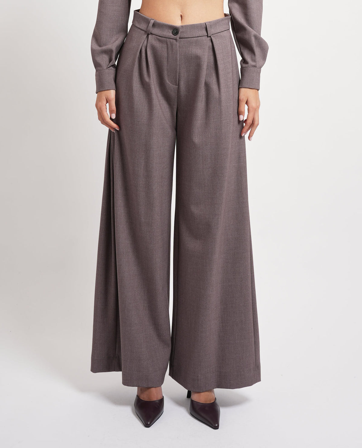 Pantaloni con pinces donna Mayley e gamba larga 