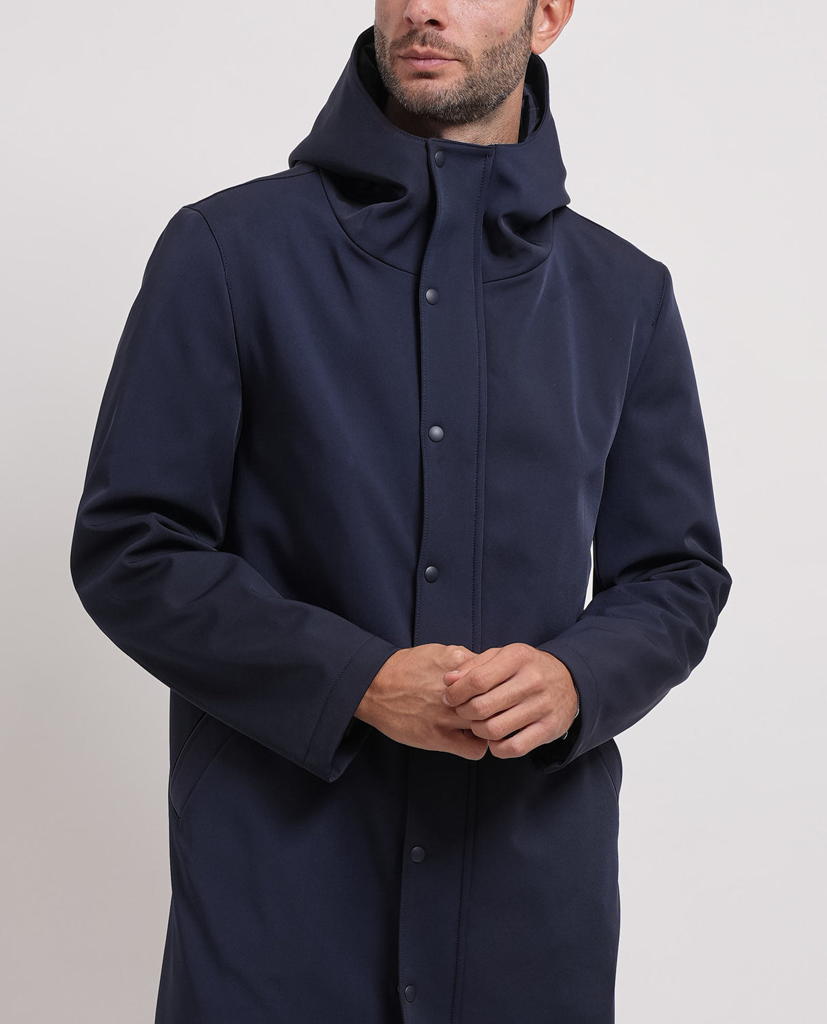 Cappotto lungo uomo di Mulish a collo alto 