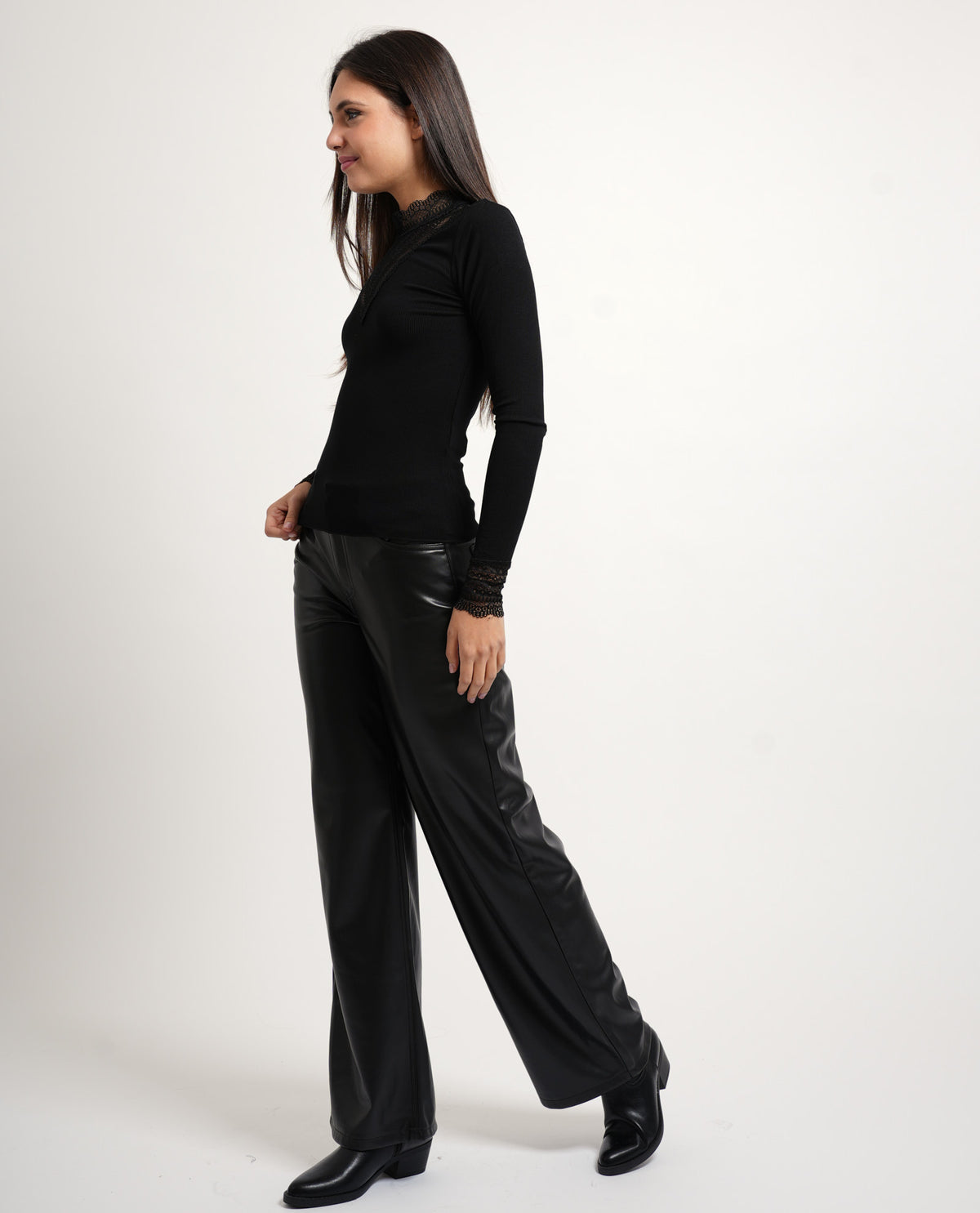 Maglia Only donna con dettagli in pizzo 