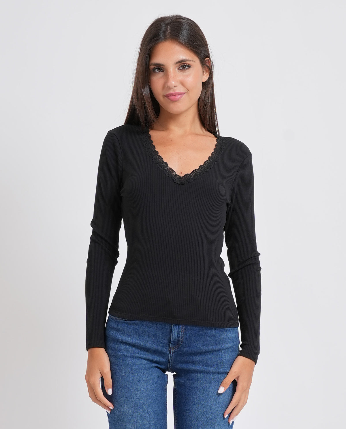 T-shirt donna Only con dettagli in pizzo 