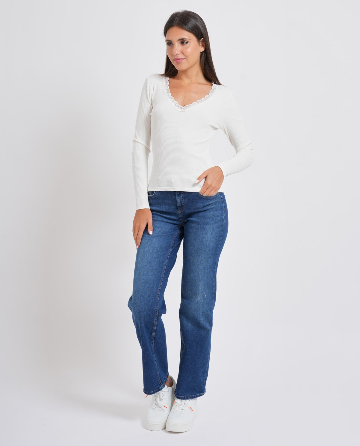 T-shirt donna Only con dettagli in pizzo 