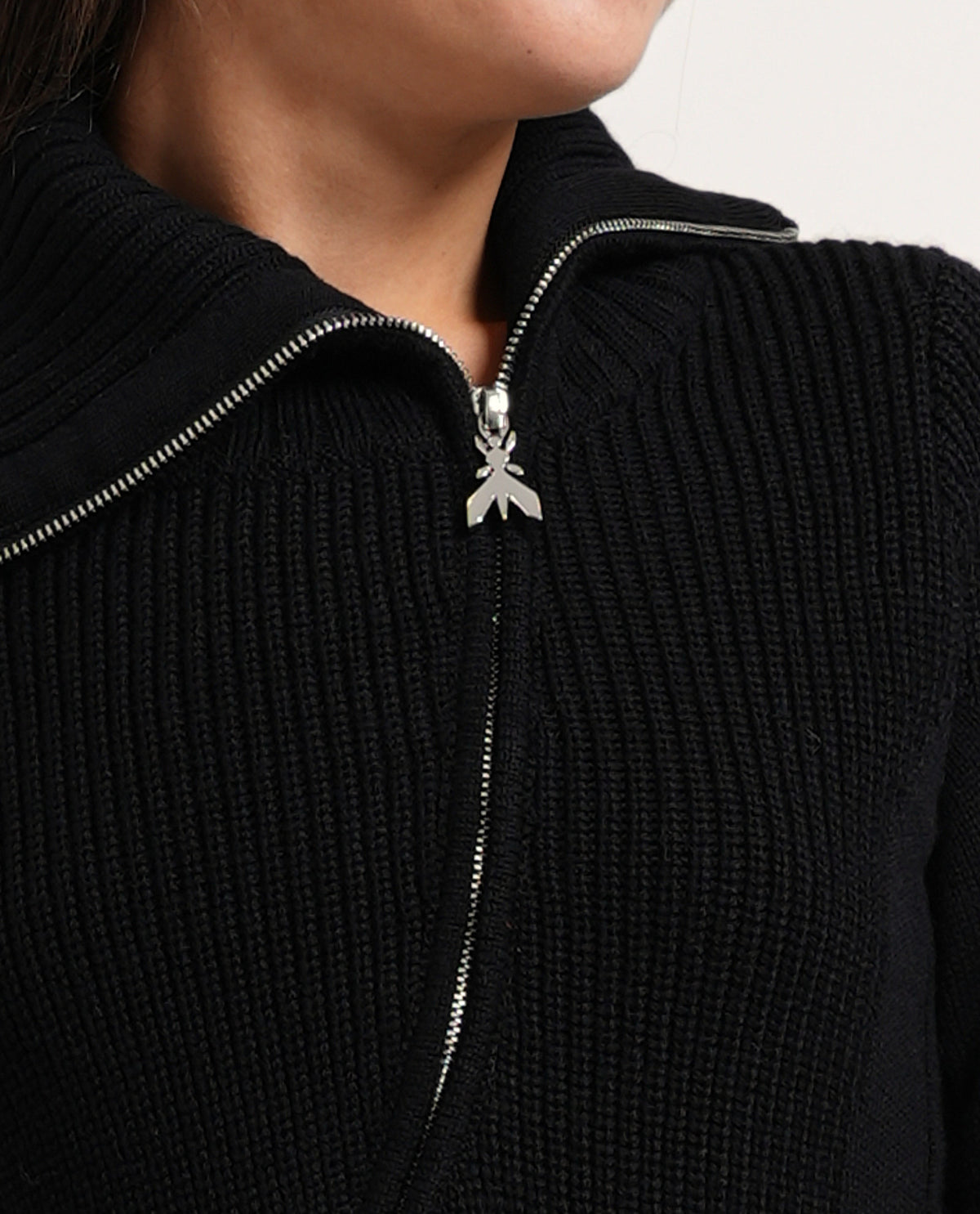 Maglione Patrizia Pepe con zip asimmetrica 