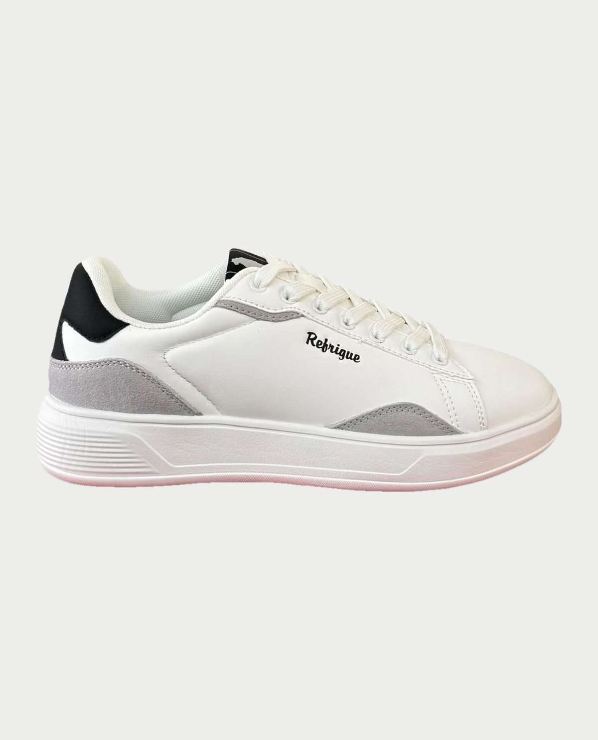 Sneakers uomo Refrigue con logo sul tallone 