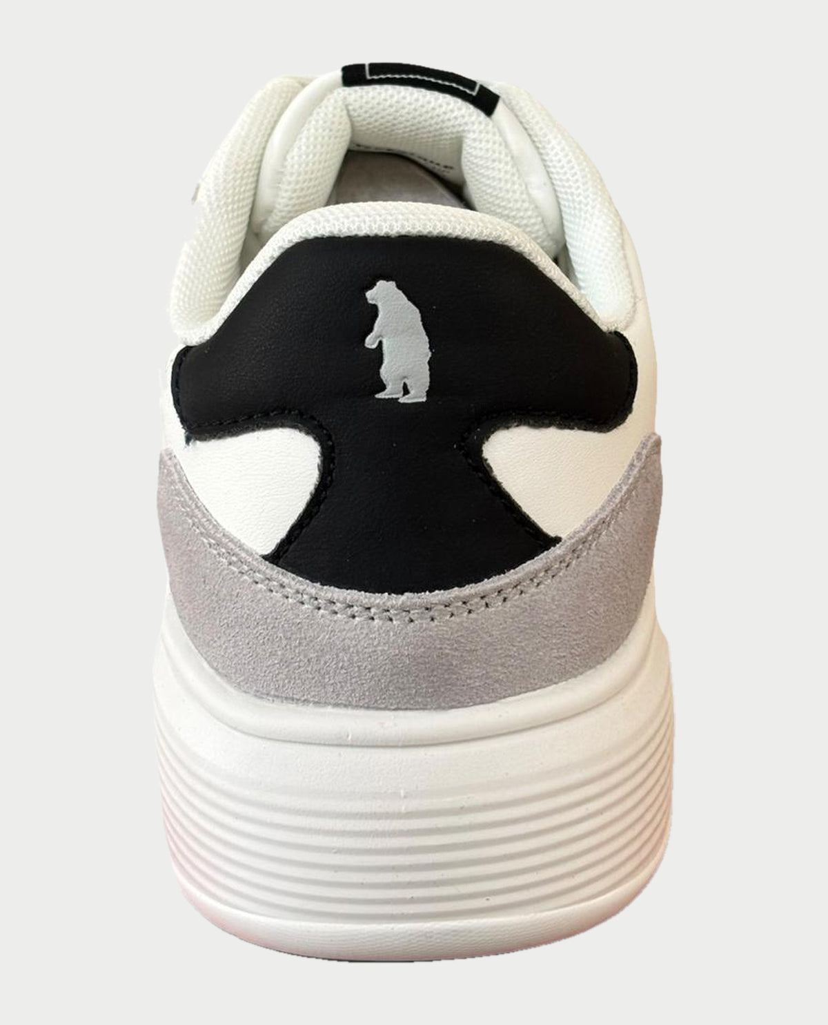 Sneakers uomo Refrigue con logo sul tallone 