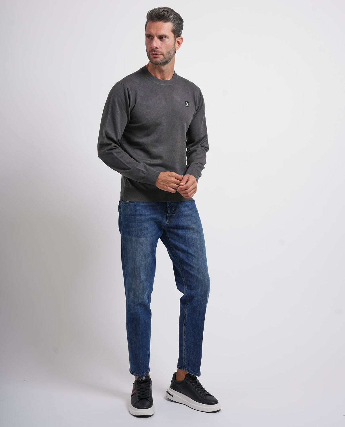 Maglione uomo Refrigue girocollo con logo 