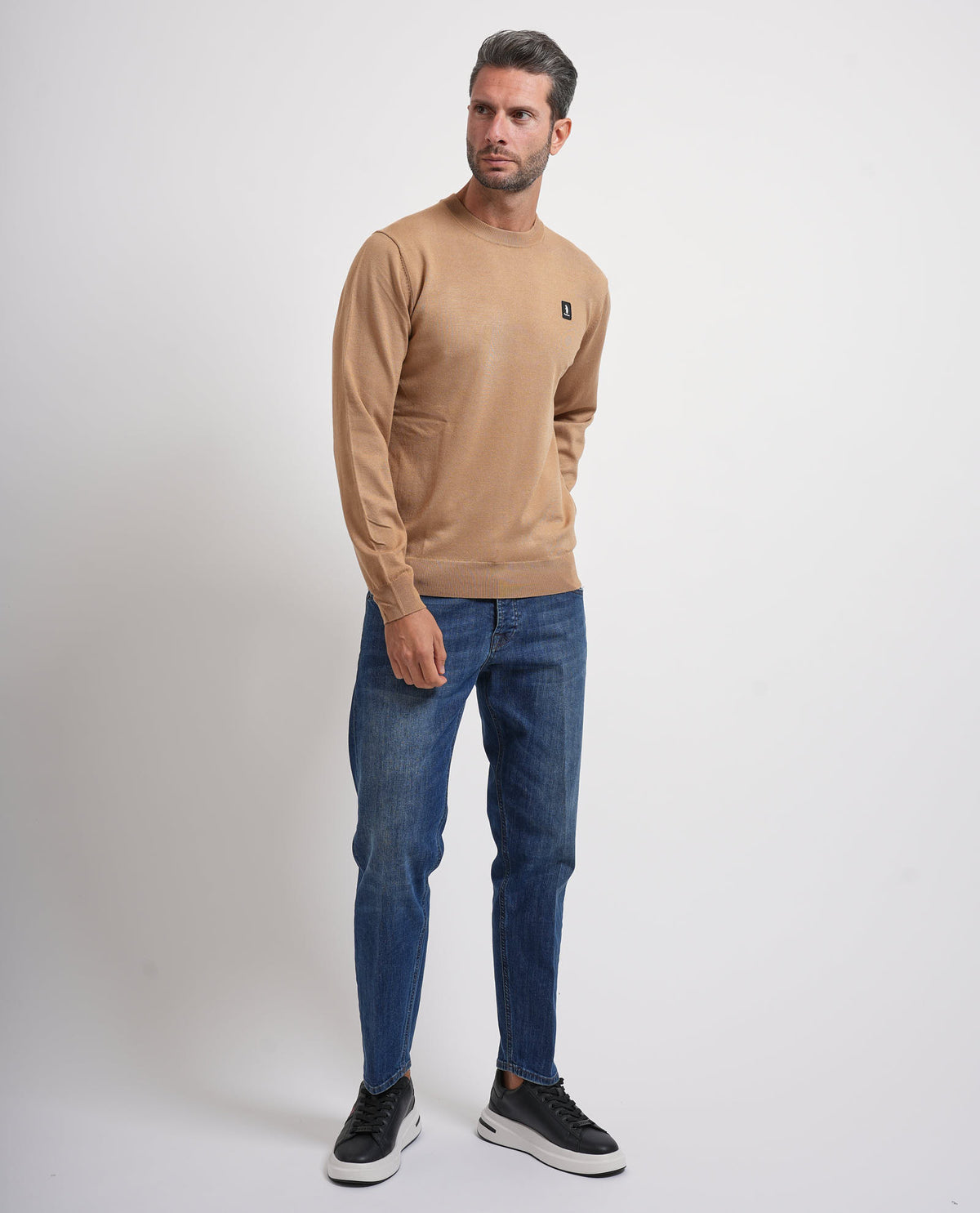 Maglione uomo Refrigue girocollo con logo 