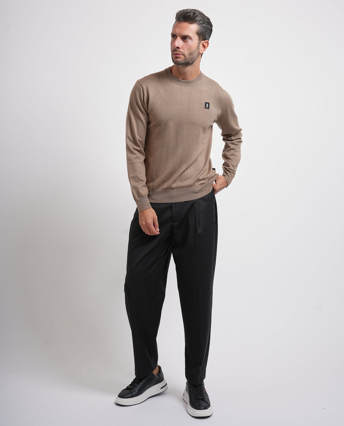Maglione uomo Refrigue girocollo con logo 
