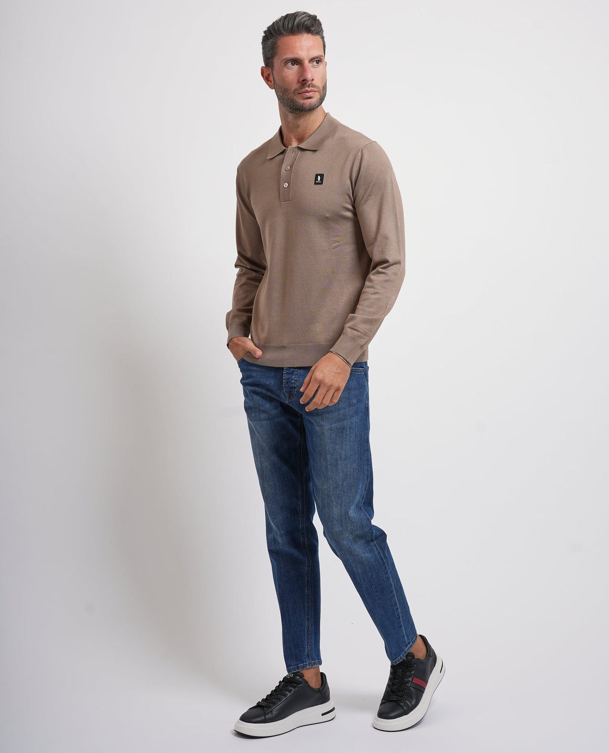 Maglione uomo Refrigue con collo a polo e bottoni 