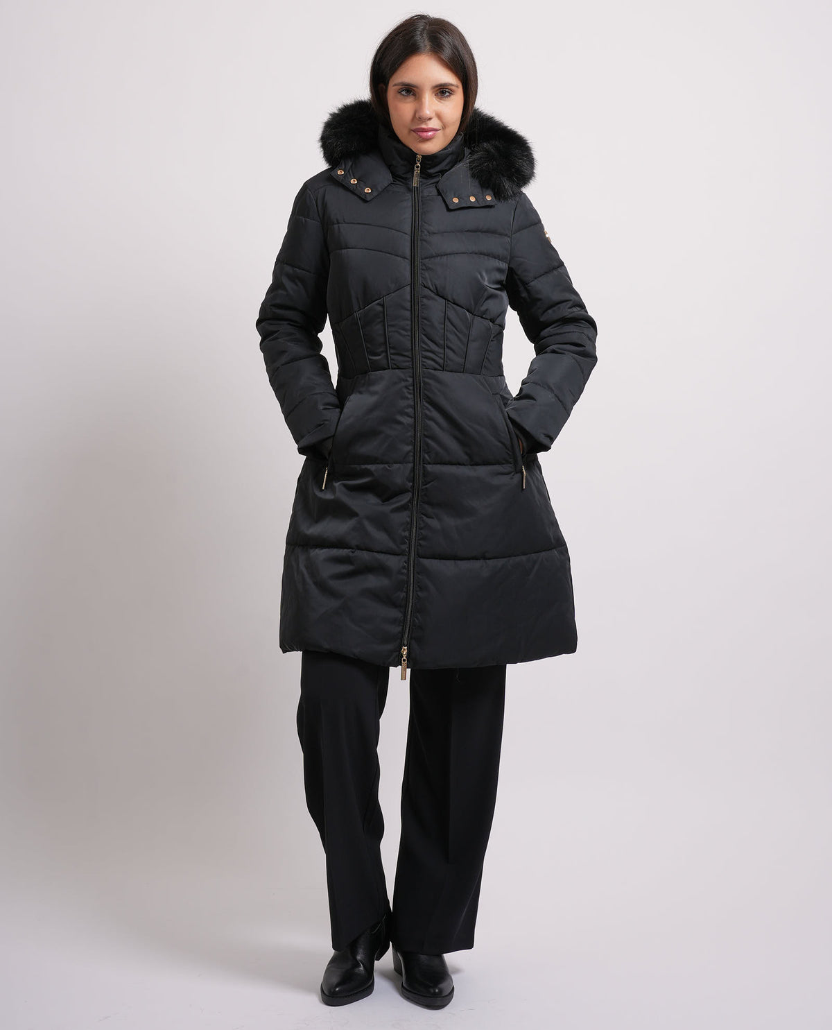 Piumino donna Relish con cappuccio e collo ecopelliccia 