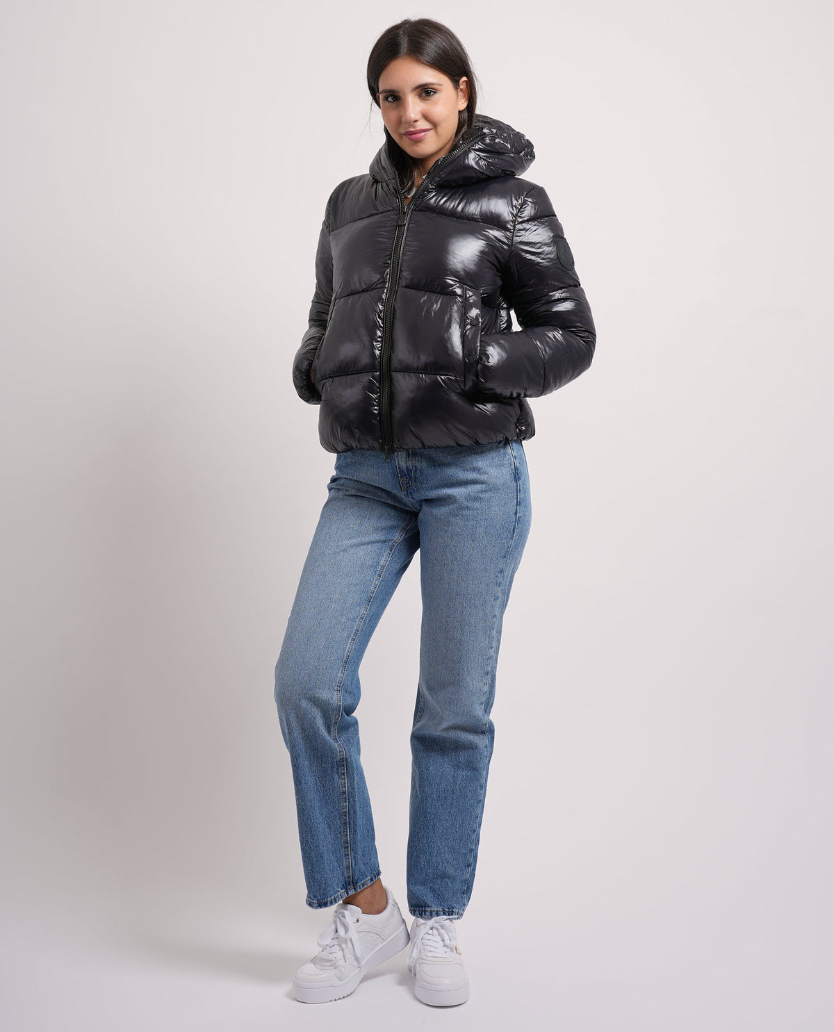 Piumino donna Save the Duck con logo su braccio 