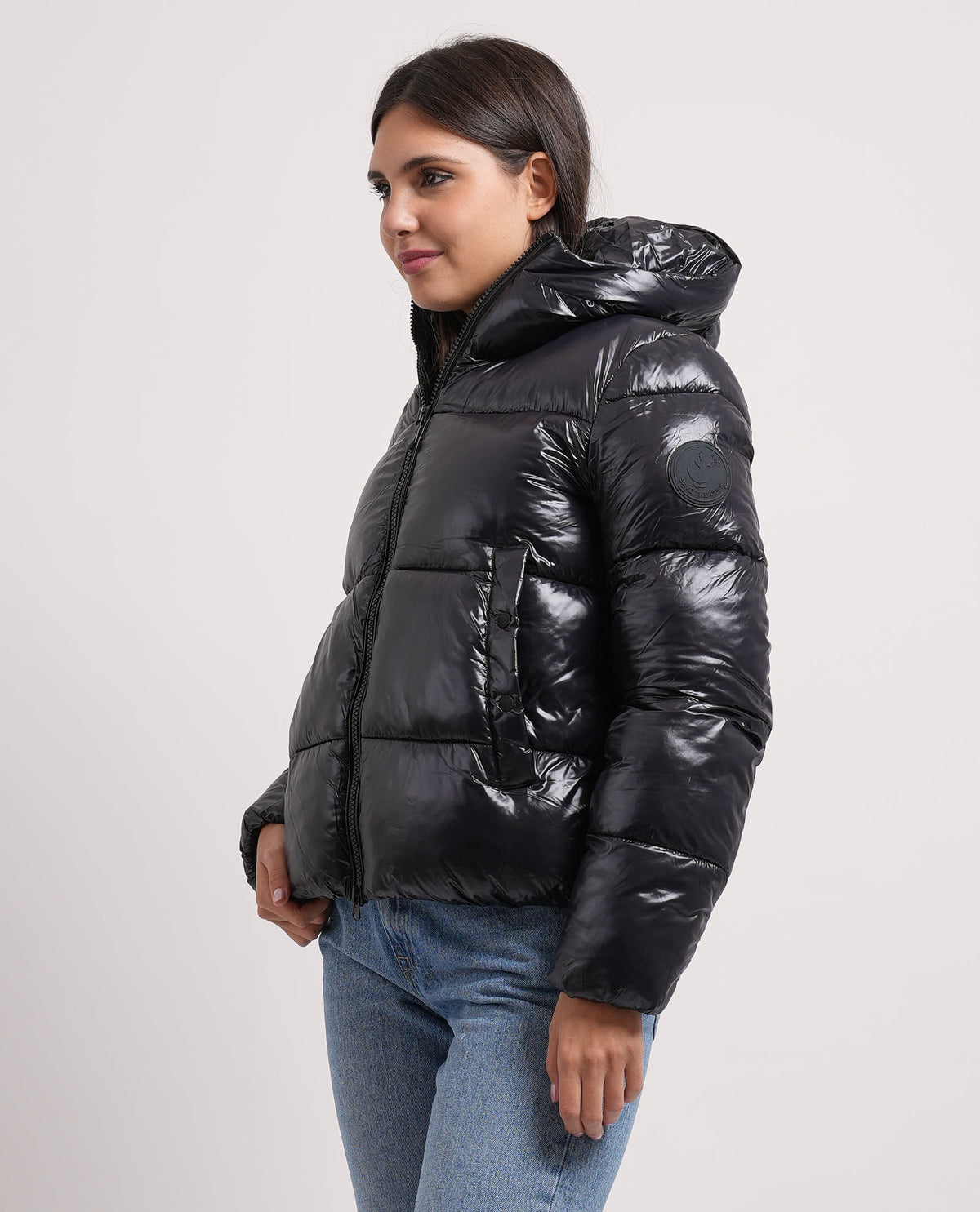 Piumino donna Save the Duck con logo su braccio 