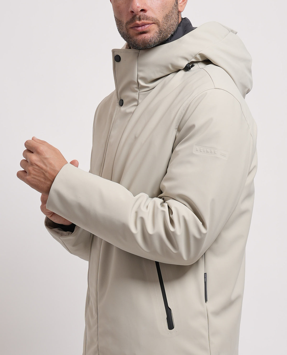Giubbotto uomo Seinse con cappuccio e zip nascosta 