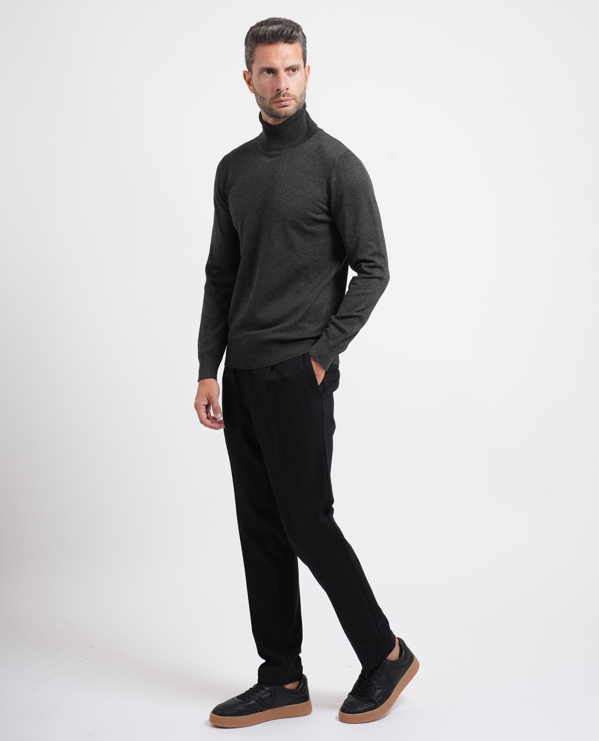 Maglione uomo Sette/Mezzo a collo alto 