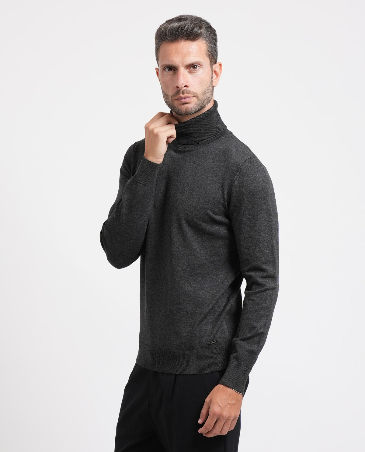 Maglione uomo Sette/Mezzo a collo alto 