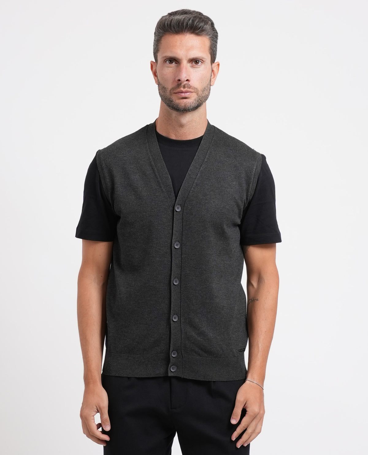 Cardigan uomo Sette/Mezzo smanicato 