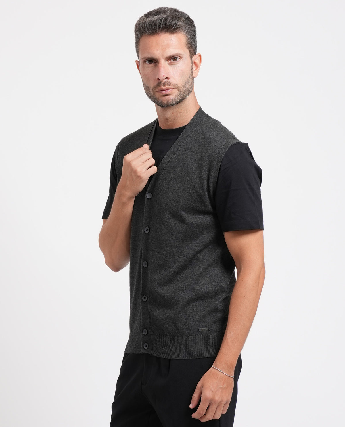Cardigan uomo Sette/Mezzo smanicato 