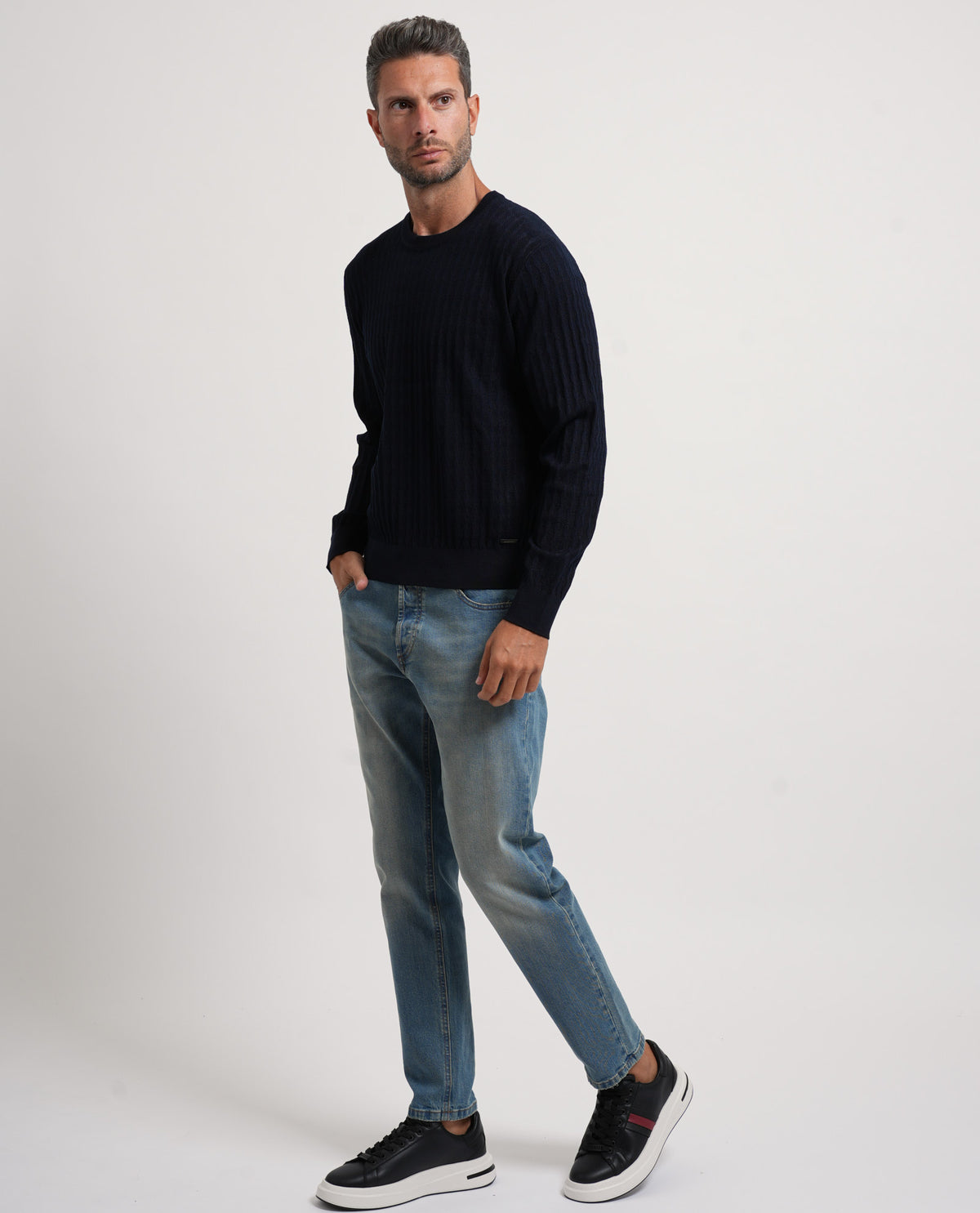Maglione girocollo uomo Settemezzo con dettagli all-over 