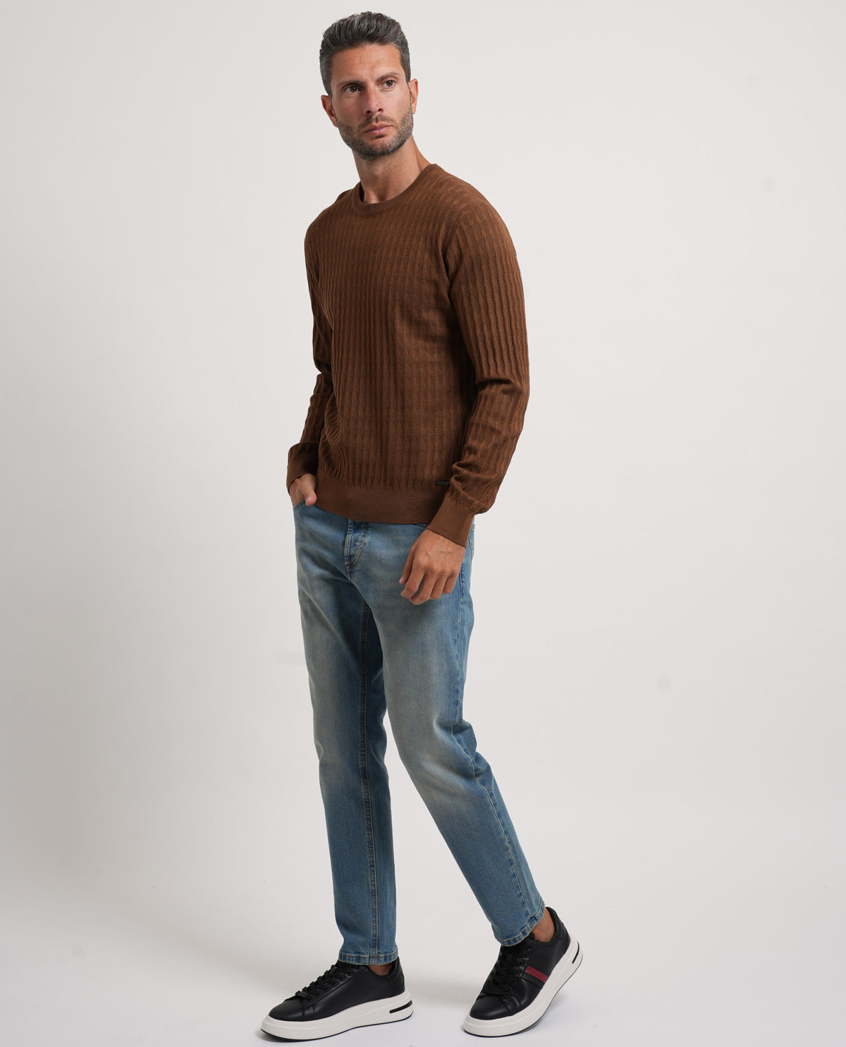 Maglione girocollo uomo Settemezzo con dettagli all-over 