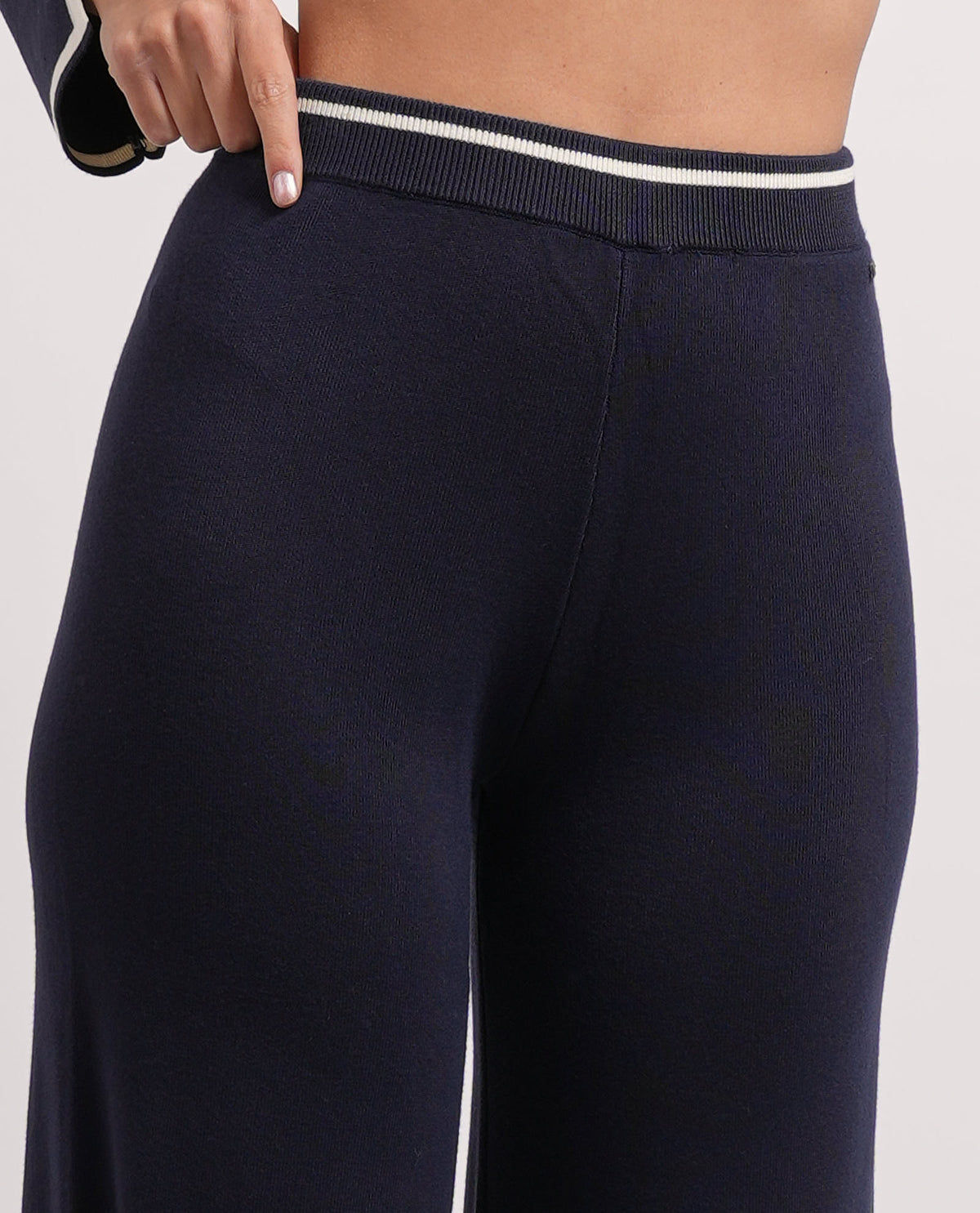 Pantaloni donna Settemezzo con profili a contrasto 