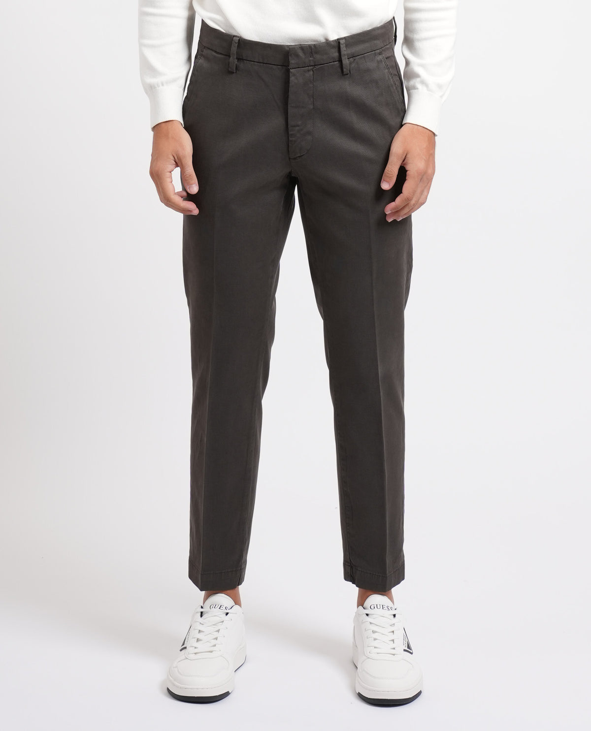 Pantaloni slim fit Sette/Mezzo con gancio 