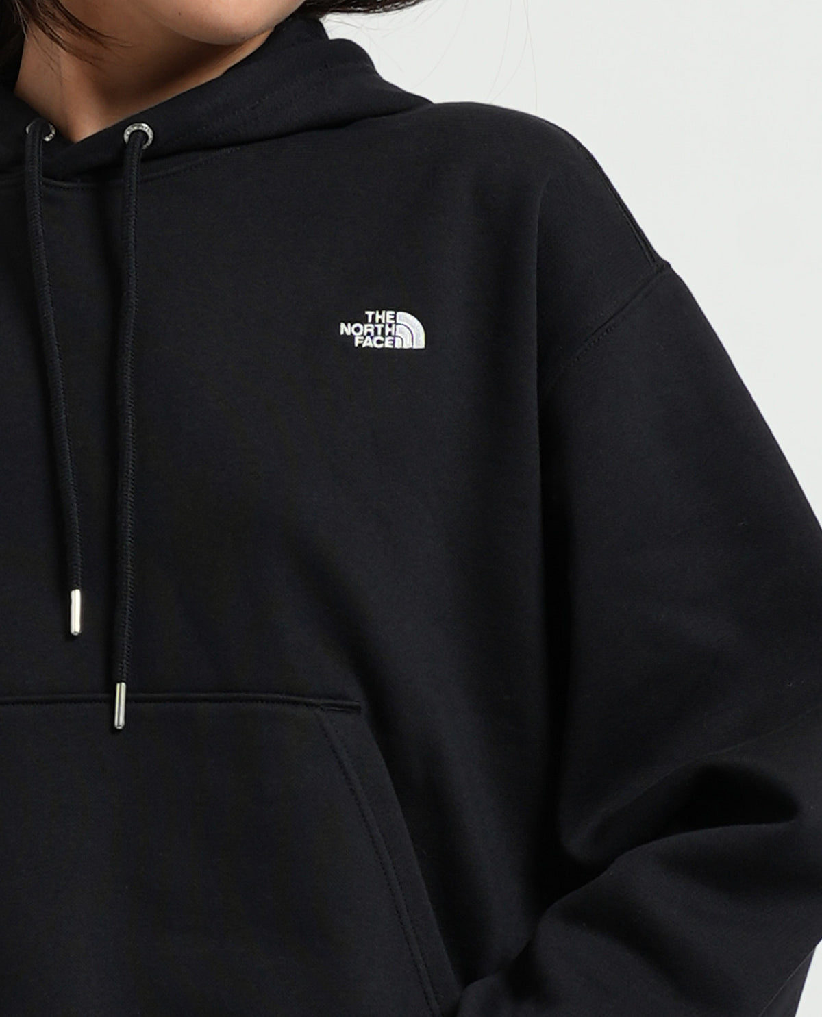 Felpa donna The North Face con tasche a marsupio 