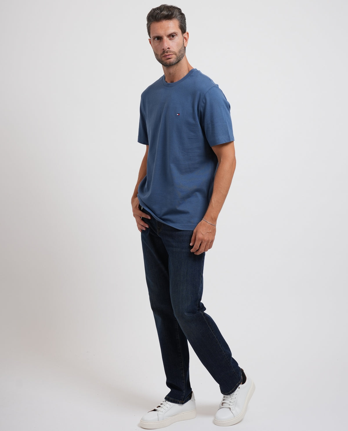 T-shirt girocollo uomo Tommy Hilfiger con bandierina 