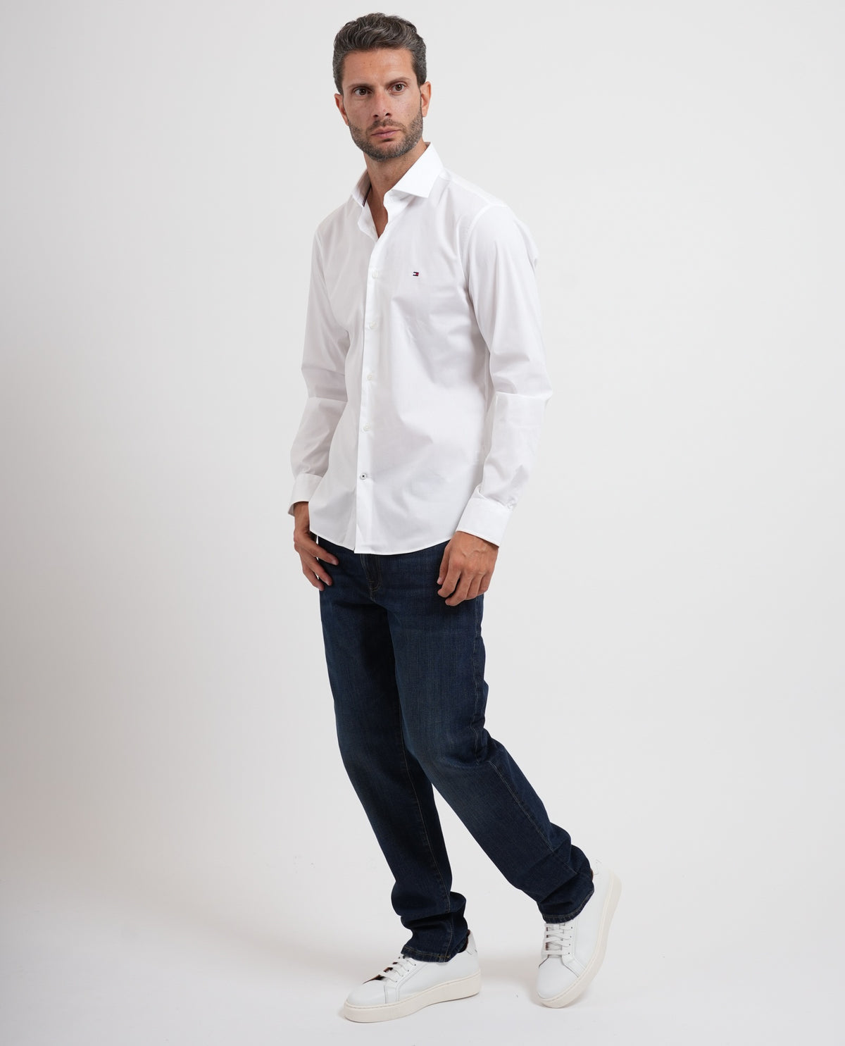 Jeans in lavaggio scuro Tommy Hilfiger uomo 