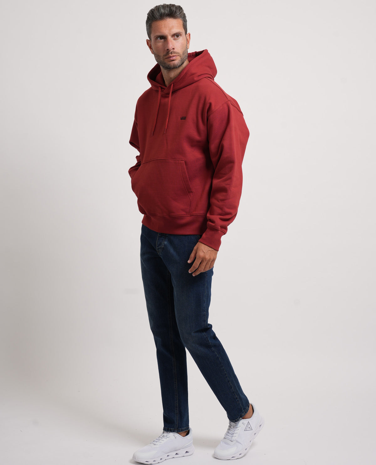 Felpa uomo Vans con cappuccio e logo ricamato 